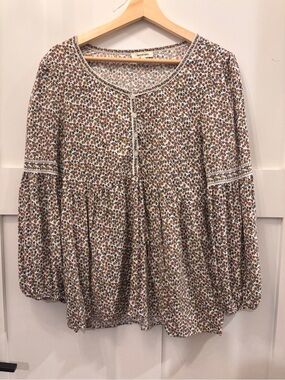 Max Studio Ivory Floral Button-Front Peasant Blouse